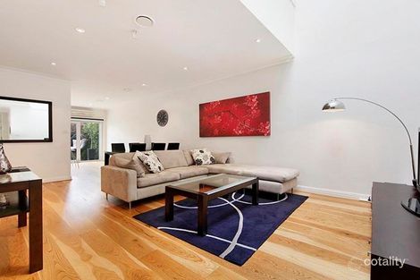 3/2 Vautier St, Elwood, VIC 3184