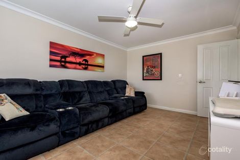 Property photo of 48 Hartland Way Warnbro WA 6169