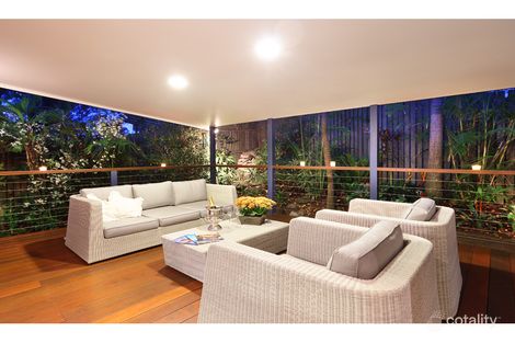 Property photo of 1 Bina Street Chapel Hill QLD 4069