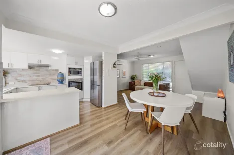 Property photo of 5/20 St Kevins Avenue Benowa QLD 4217