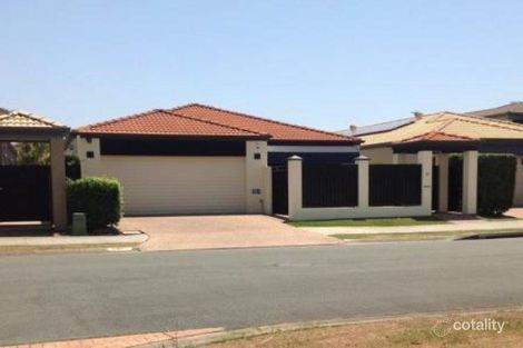Property photo of 37 Lee Anne Crescent Helensvale QLD 4212