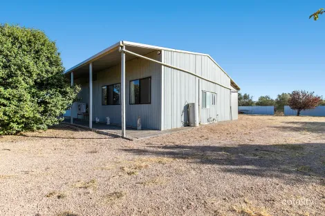 Property photo of 109 Shepherdson Road East Moonta SA 5558