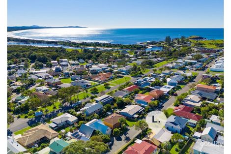 Property photo of 26 Hodgson Street Crescent Head NSW 2440