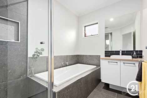 Property photo of 1 Cobba Way Moama NSW 2731