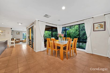 Property photo of 13 The Oval Berwick VIC 3806