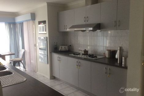 Property photo of 23 Corowa Crescent Burnside VIC 3023