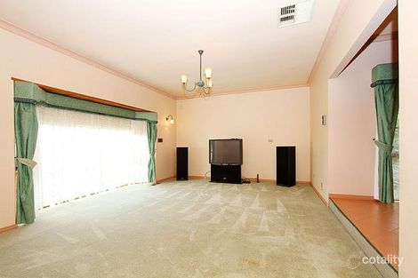 Property photo of 142 Hughes Parade Reservoir VIC 3073