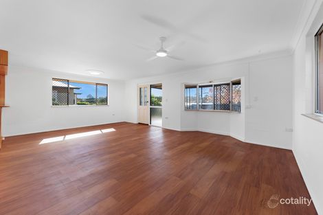 Property photo of 243A Mackenzie Street Centenary Heights QLD 4350