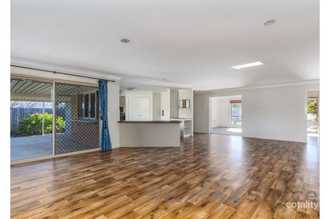 Property photo of 26 Sunset Drive Glenvale QLD 4350