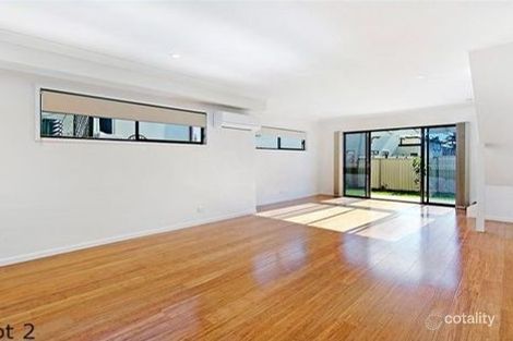 Property photo of 2/7 Worthing Street Wynnum QLD 4178