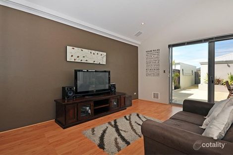 Property photo of 3 Macquarie Bend Ellenbrook WA 6069