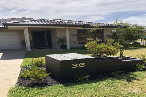 36 Greenside Cct, Sandhurst, VIC 3977
