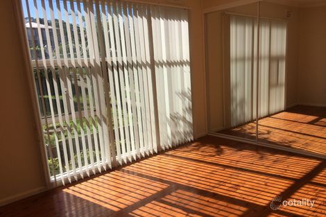 Property photo of 137 Northcliffe Drive Lake Heights NSW 2502
