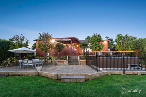 Property photo of 7 Brent Close Berwick VIC 3806