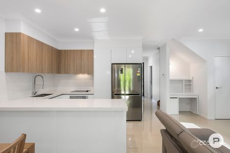 Property photo of 2/14 Sunflower Crescent Calamvale QLD 4116