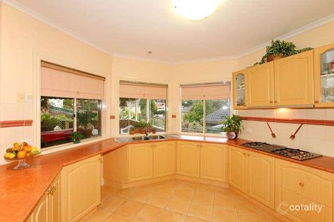 Property photo of 4 Rapanea Avenue Templestowe Lower VIC 3107