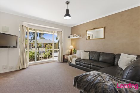 Property photo of 12 Scotch Court Sunbury VIC 3429