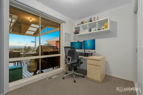 Property photo of 6 Dargo Close Narre Warren South VIC 3805