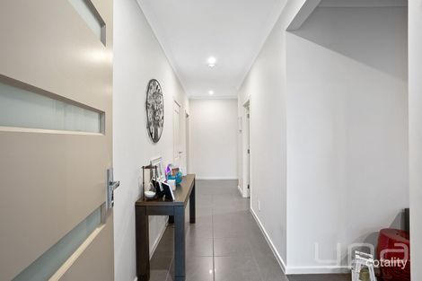 Property photo of 68 Lansdowne Parade Tarneit VIC 3029