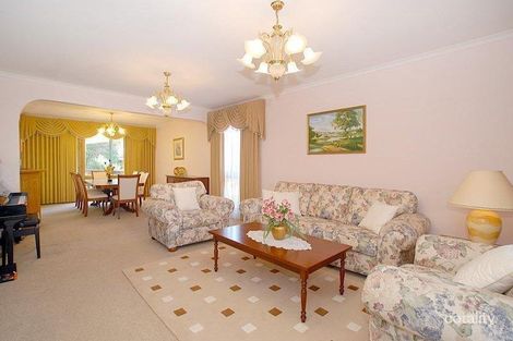 Property photo of 11 Karnak Court Glen Waverley VIC 3150