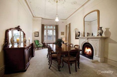 Property photo of 107 Barkers Road Kew VIC 3101