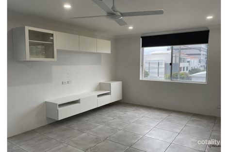 Property photo of 4/1398 Gold Coast Highway Palm Beach QLD 4221