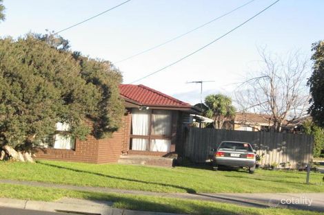 Property photo of 10 Camelot Drive Springvale South VIC 3172