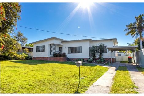 1 Maiden Ave, Taree, NSW 2430