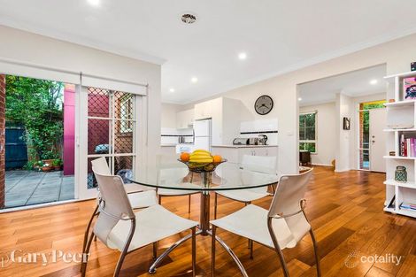 Property photo of 2/33 Macgowan Avenue Glen Huntly VIC 3163