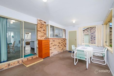 Property photo of 7 Greenlee Street Green Point NSW 2251