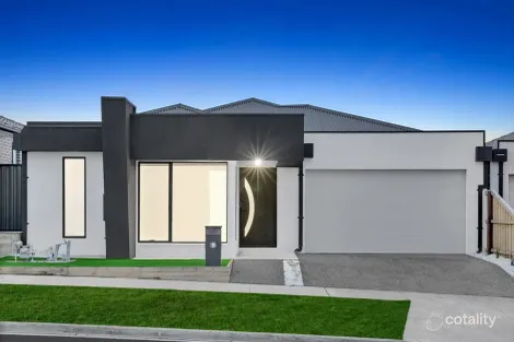 12 Mawson St, Mickleham, VIC 3064