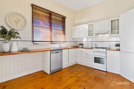 Property photo of 19 Coventry Street Hawthorne QLD 4171