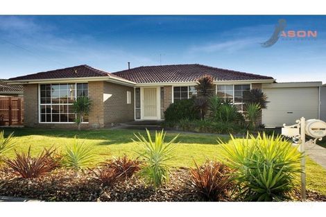 Property photo of 8 Midway Close Gladstone Park VIC 3043