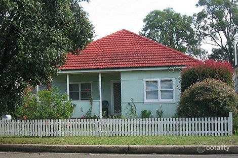 15 Moir Ave, Northmead, NSW 2152