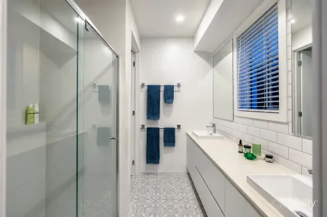 Property photo of 47 Oxford Drive Flagstone QLD 4280