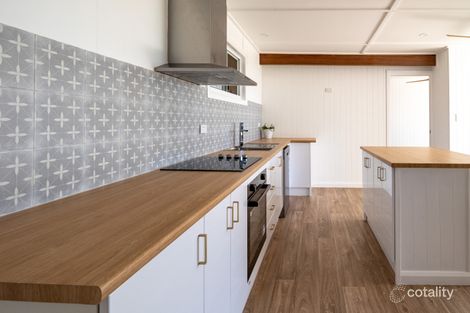 Property photo of 53 Rehbein Avenue Qunaba QLD 4670