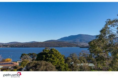 Property photo of 134 Derwent Avenue Lindisfarne TAS 7015