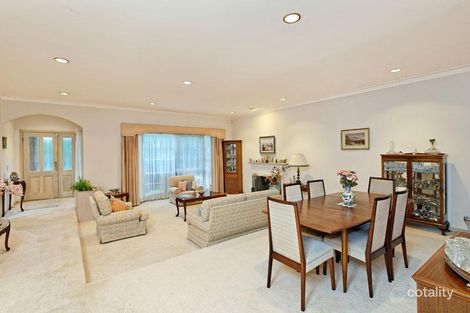 Property photo of 10 Meadow Crescent Mount Waverley VIC 3149