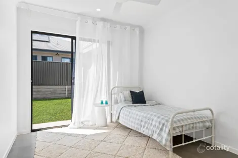 Property photo of 5 Limmen Crescent South Ripley QLD 4306