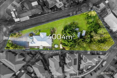 8 BARK CT, MAUDSLAND, QLD 4210