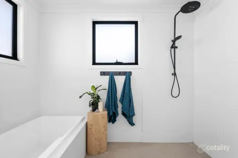 Property photo of 5 Limmen Crescent South Ripley QLD 4306