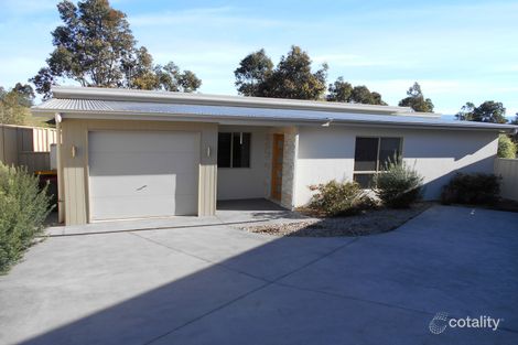 40a Carrington Park Dr, Nowra, NSW 2541