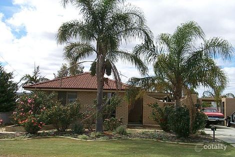 6 Sutcliffe Cl, Seville Grove, WA 6112