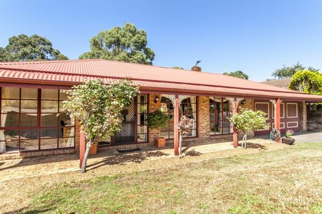 111 Landscape Dr, Mooroolbark, VIC 3138