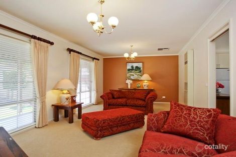 Property photo of 2/7 Paperbark Court Strathdale VIC 3550