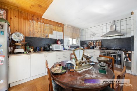 Property photo of 17 Thoresby Street Newborough VIC 3825