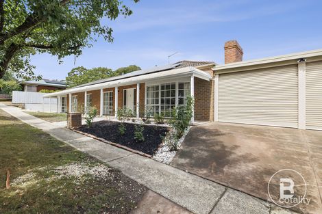 Property photo of 1 Hakea Court Mount Helen VIC 3350