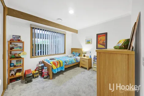 Property photo of 32 Robertsons Road Darley VIC 3340
