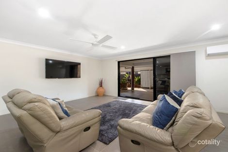 Property photo of 32 Piccadilly Court Deebing Heights QLD 4306