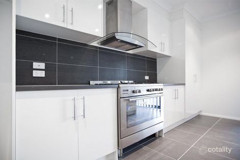 Property photo of 86 Parkhurst Drive Cranbourne East VIC 3977